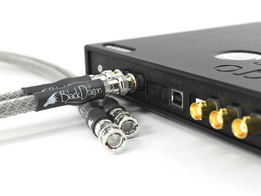 Chord Hugo M Scaler with Black Dragon Dual Coax Cables